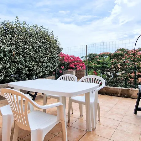 A Banyuls-sur-mer, Terrasse, Parking Prive, Proche Centre-ville Et - Fr-1-309-277 *