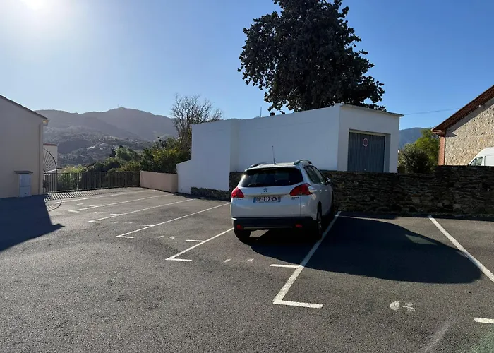 Avec Terrasse Et Parking A - Fr-1-309-277 * Banyuls-sur-Mer